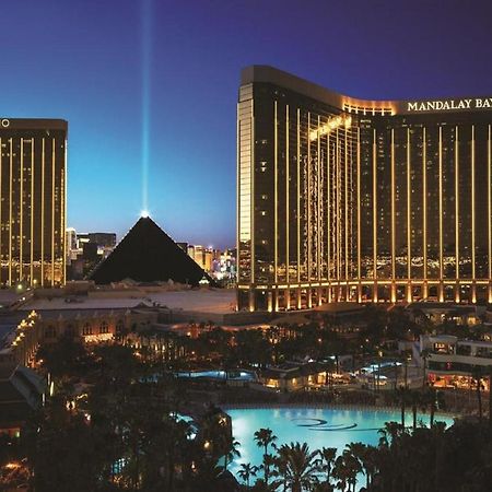Mandalay Bay Resort And Casino By Suiteness 라스베이거스 외부 사진